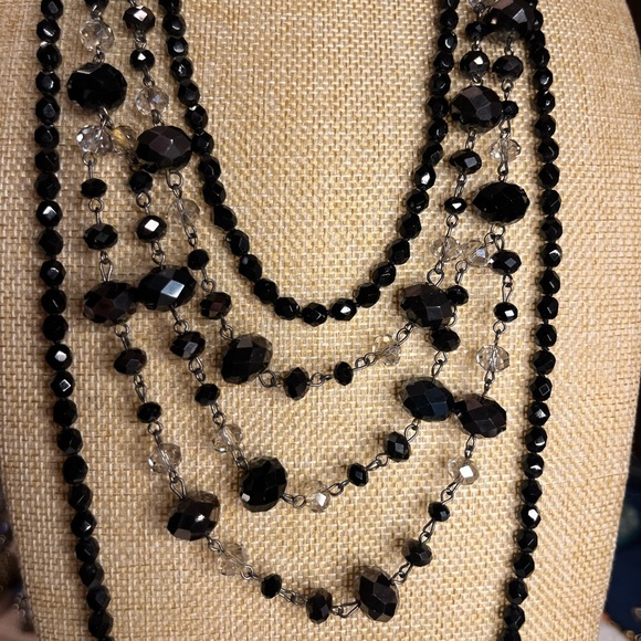Elegant Black Beaded and Crystal Necklaces. - Picture 3 of 8